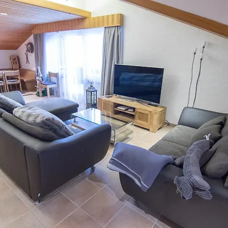 公寓 Sonnhuesli Dachwohnung 萨斯费